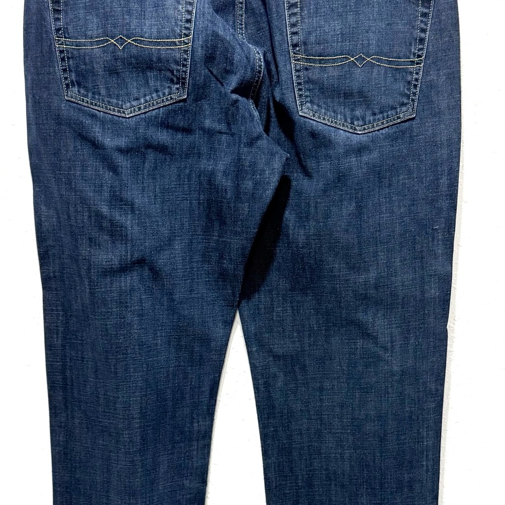 Lucky Brand Men's medium wash 221 Straight leg Jeans‎ 38x32 - Picture 12 of 12